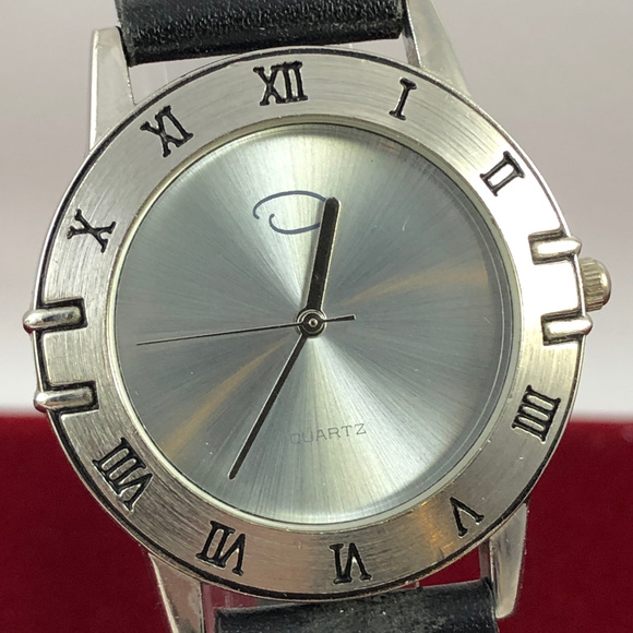 Oscar de la Renta Watch Silver Black Leather Watch